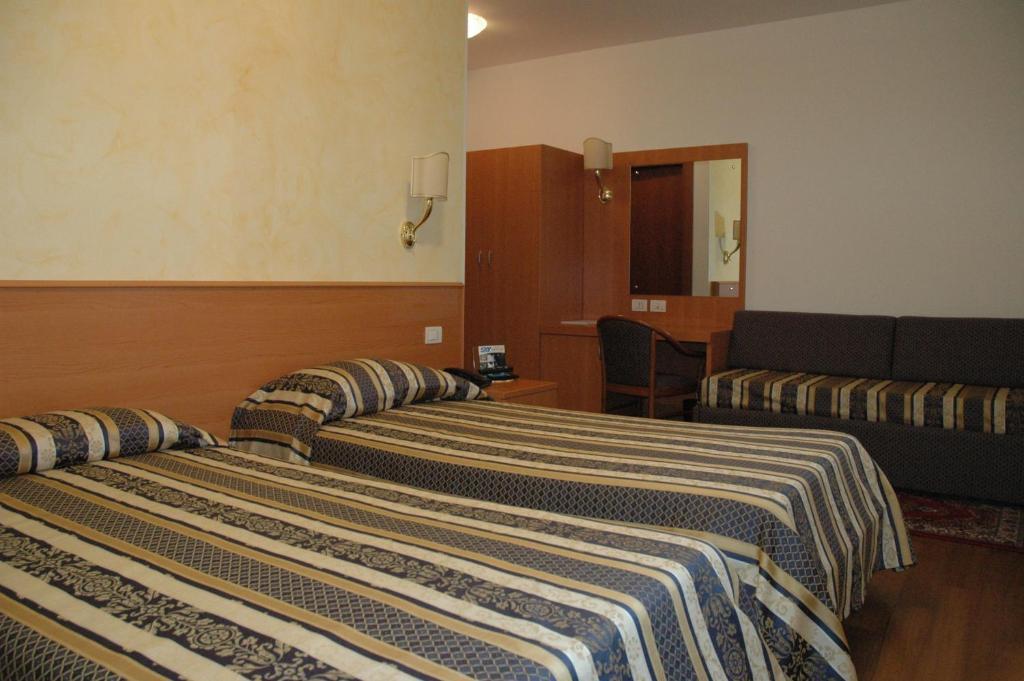 Hotel Ristorante Dotto Varago Room photo